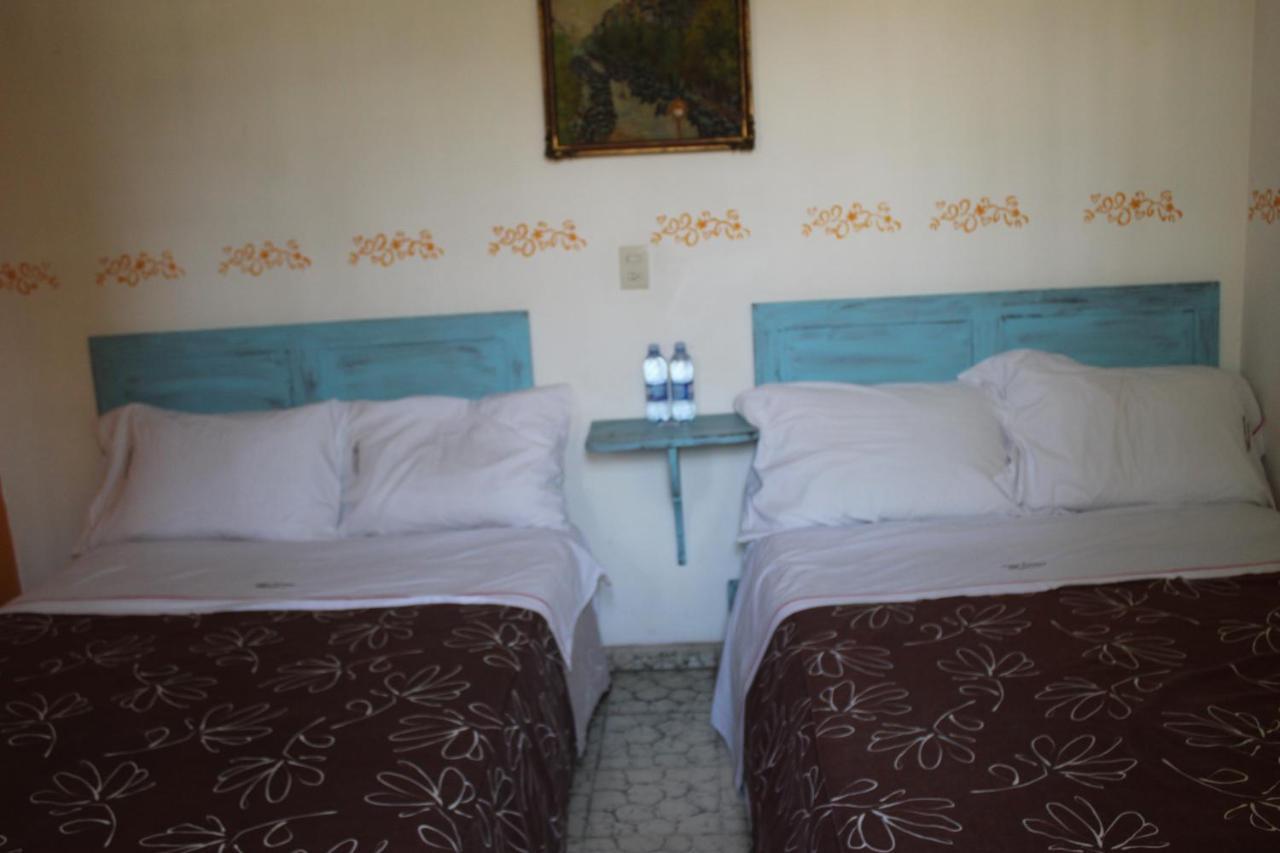 Hotel Posada Chamacuero Comonfort 外观 照片