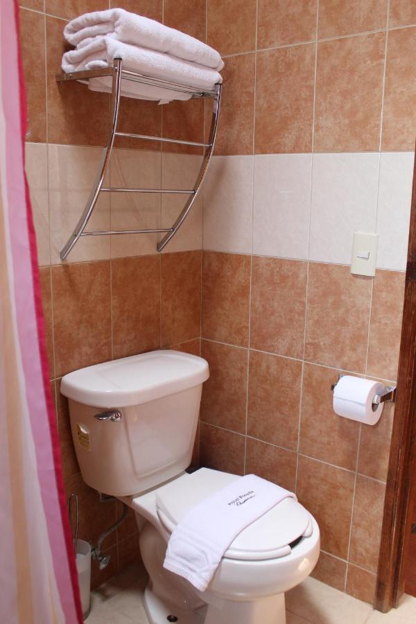 Hotel Posada Chamacuero Comonfort 外观 照片