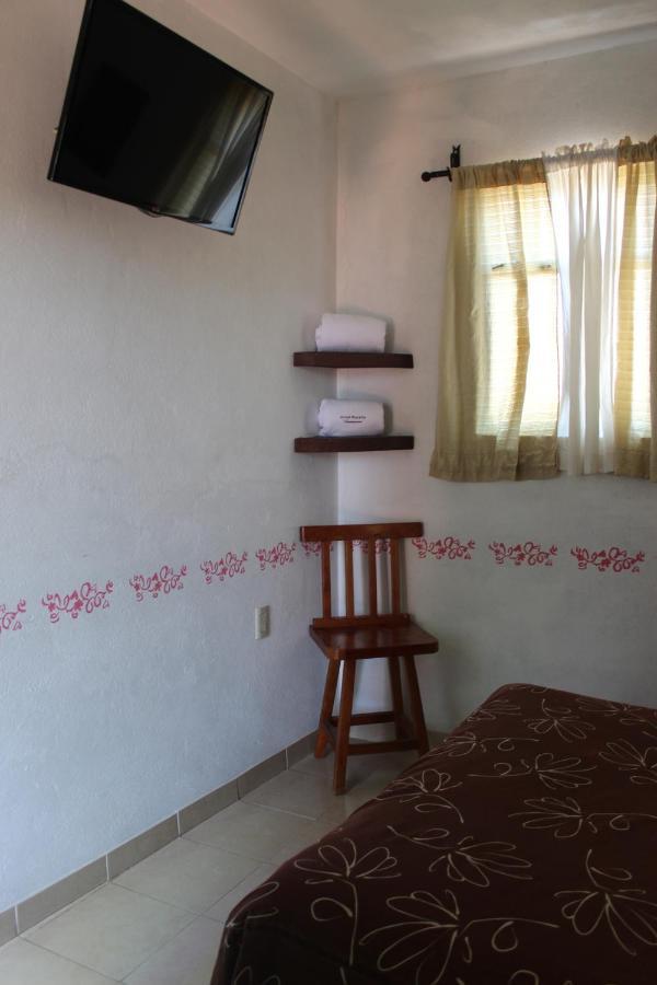 Hotel Posada Chamacuero Comonfort 外观 照片